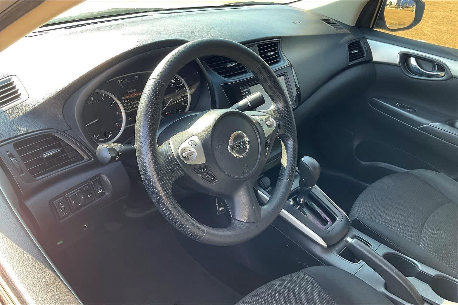 Thumbnail: 2019 Nissan Sentra - 2