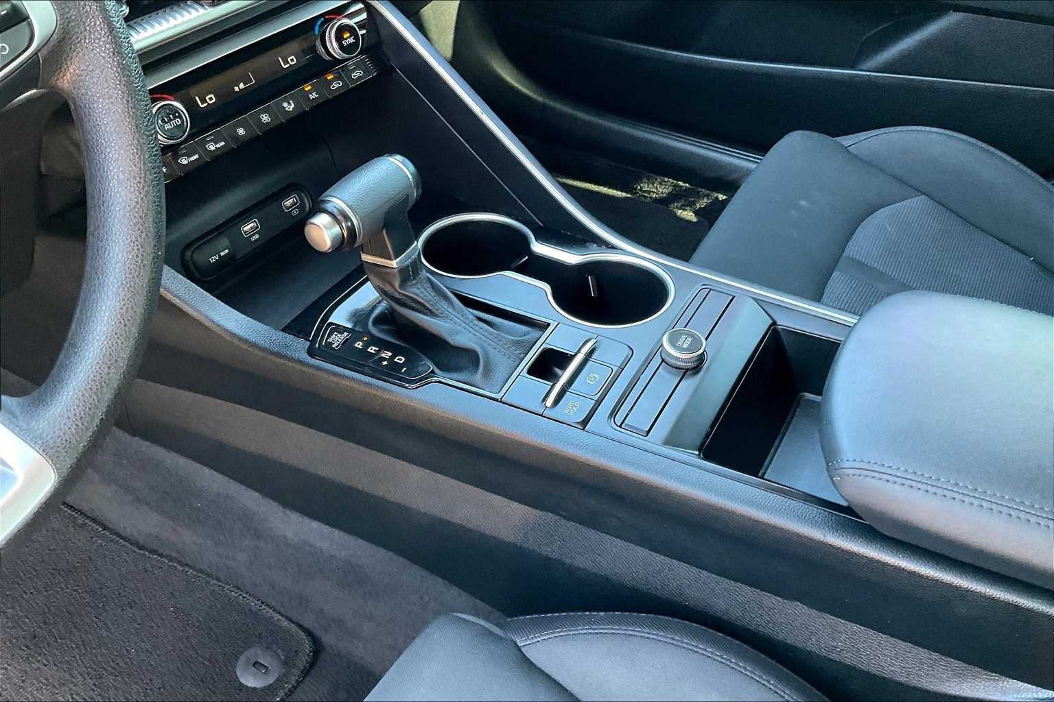 Thumbnail: 2023 Kia K5 - 15