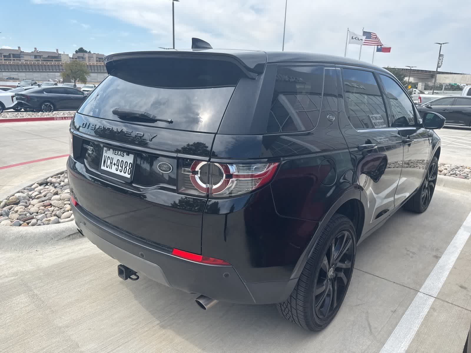 Thumbnail: 2018 Land Rover Discovery Sport - 2