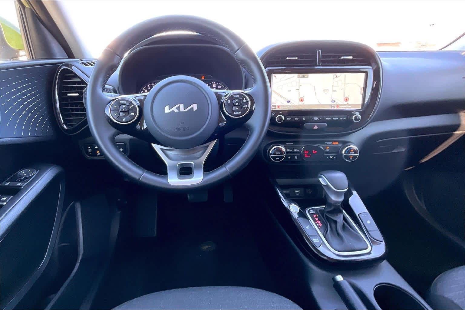 Thumbnail: 2022 Kia Soul - 14