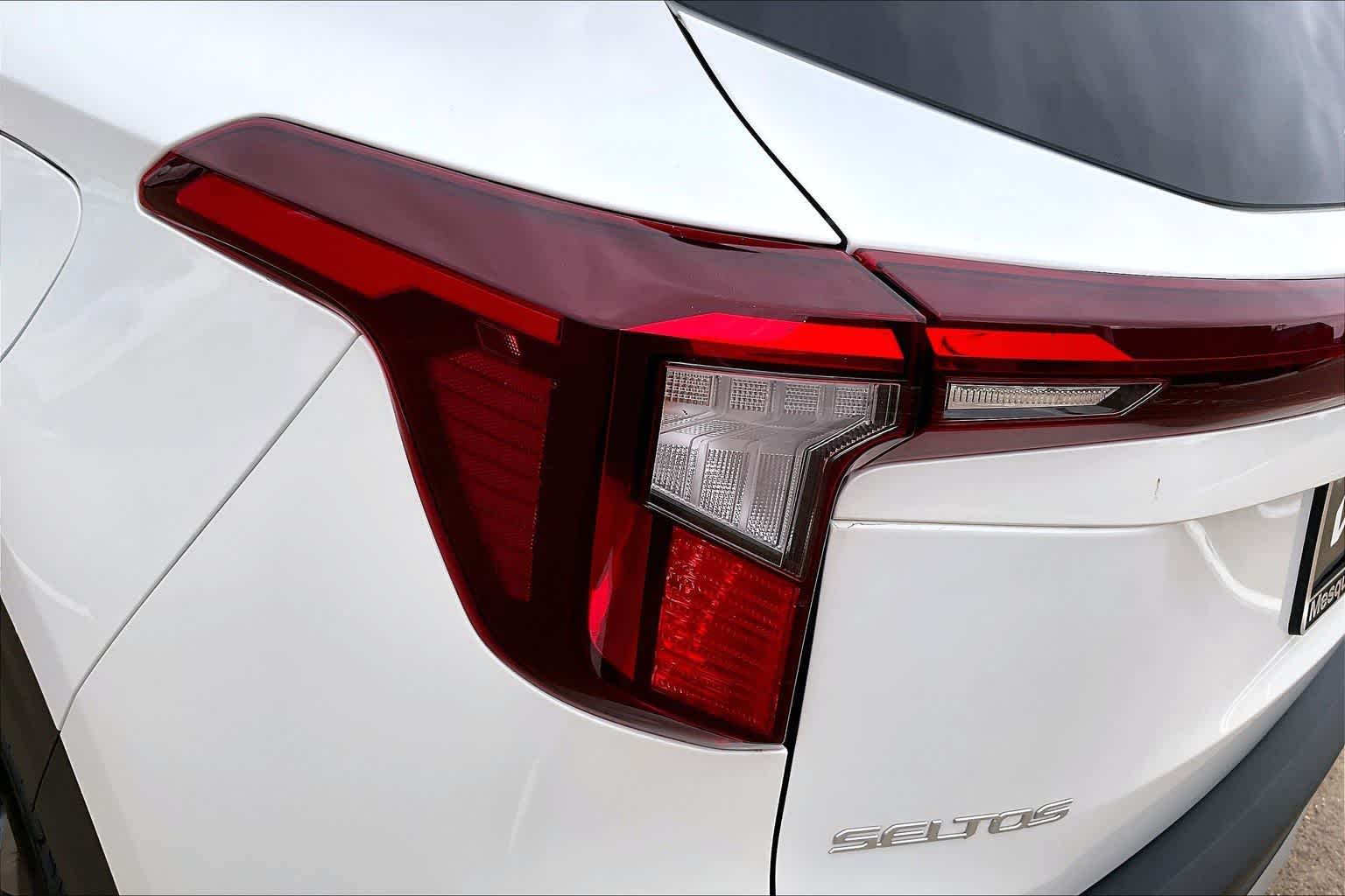 Thumbnail: 2024 Kia Seltos - 31