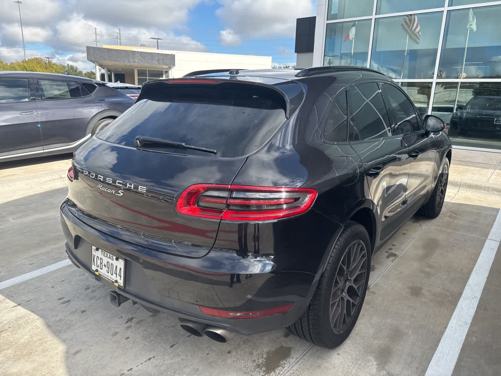 2018 Porsche Macan S photo 3