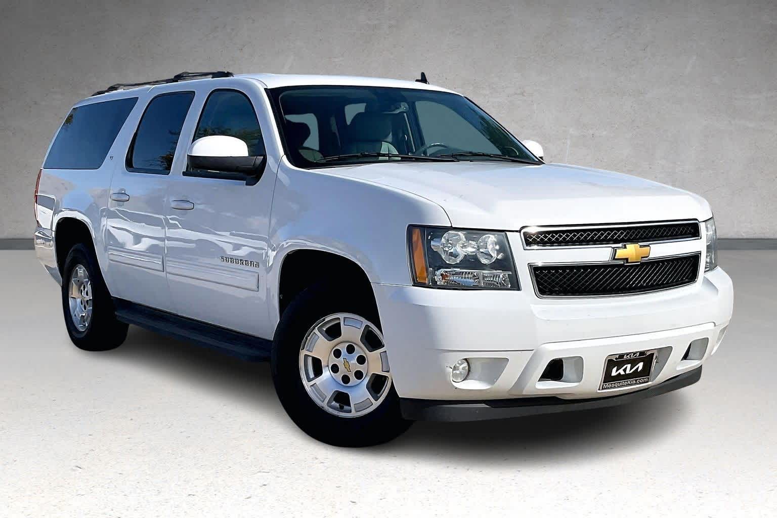 Thumbnail: 2013 Chevrolet Suburban - 21