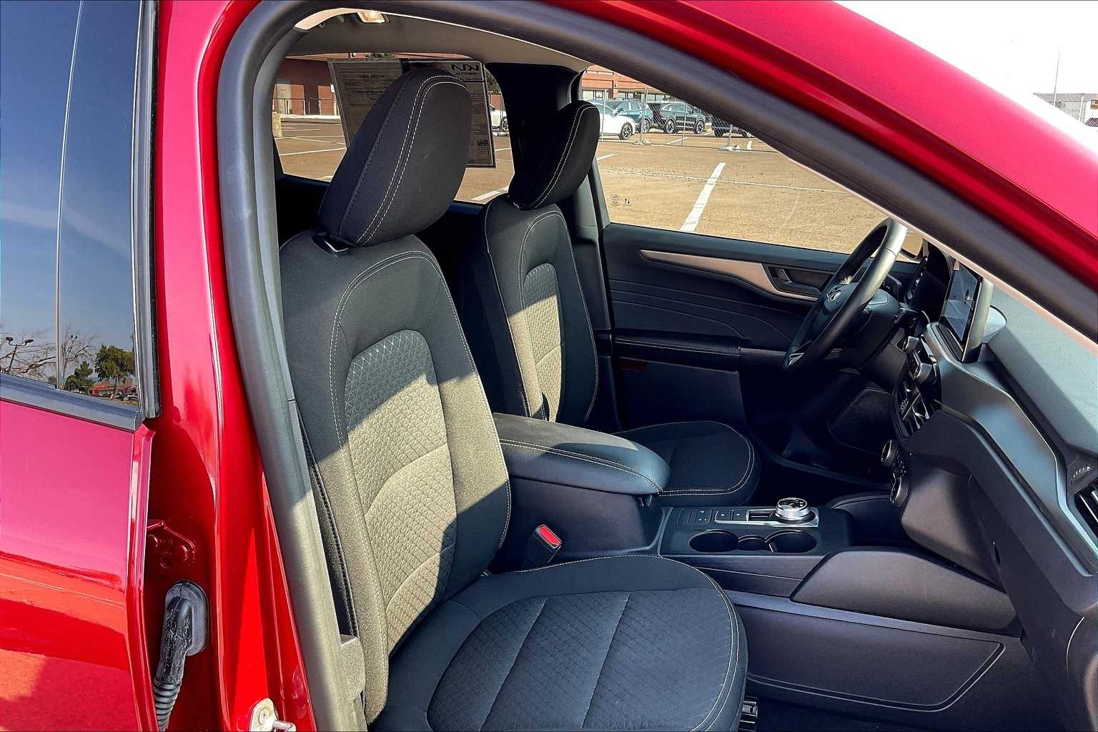 Thumbnail: 2023 Ford Escape - 13