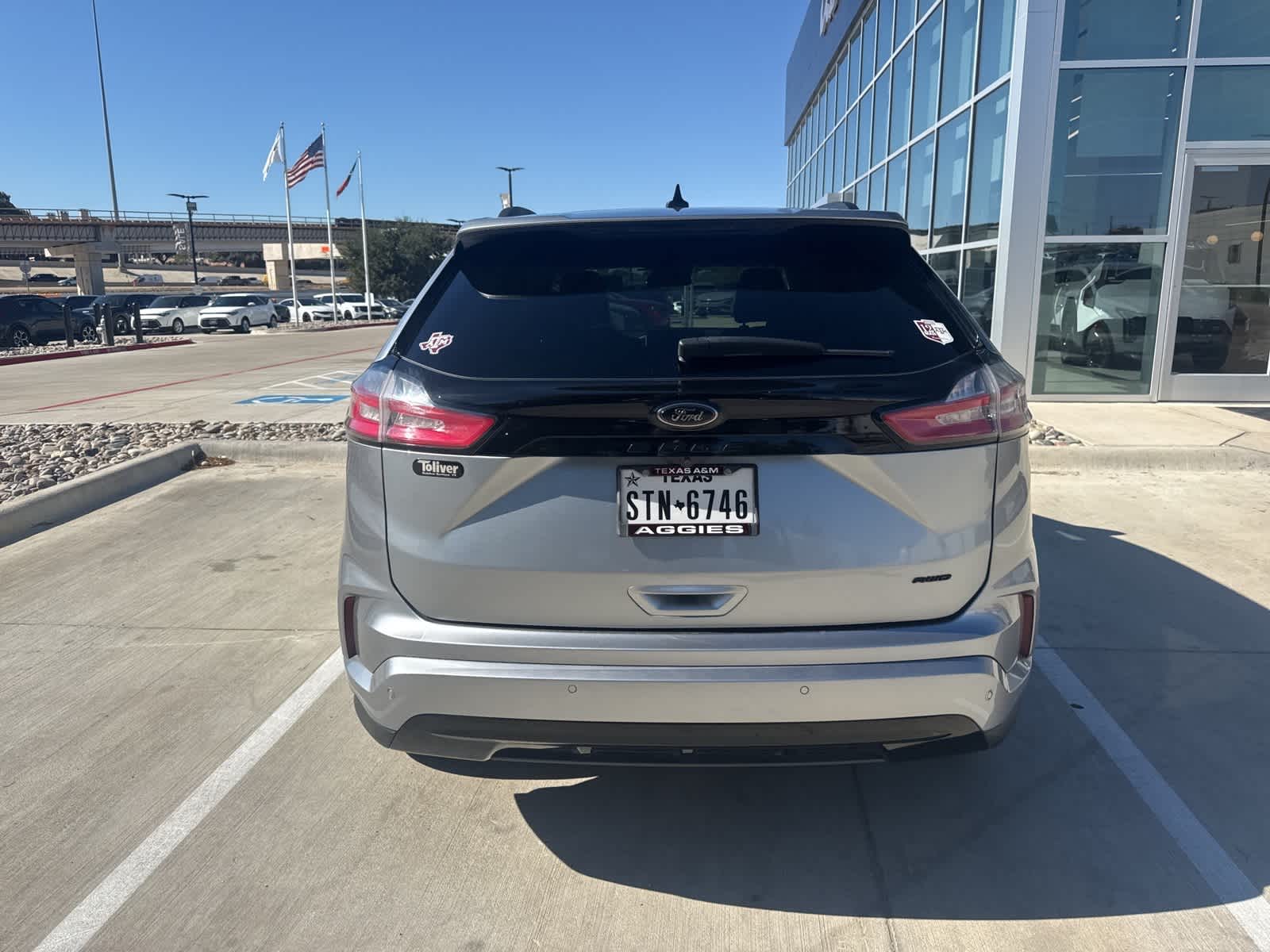 2022 Ford Edge SE photo 3