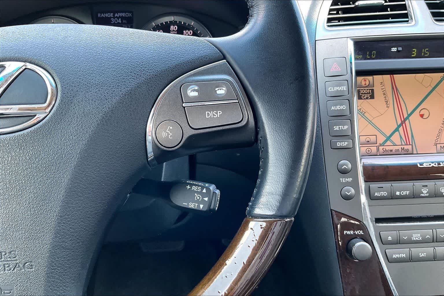 Thumbnail: 2011 Lexus ES - 23