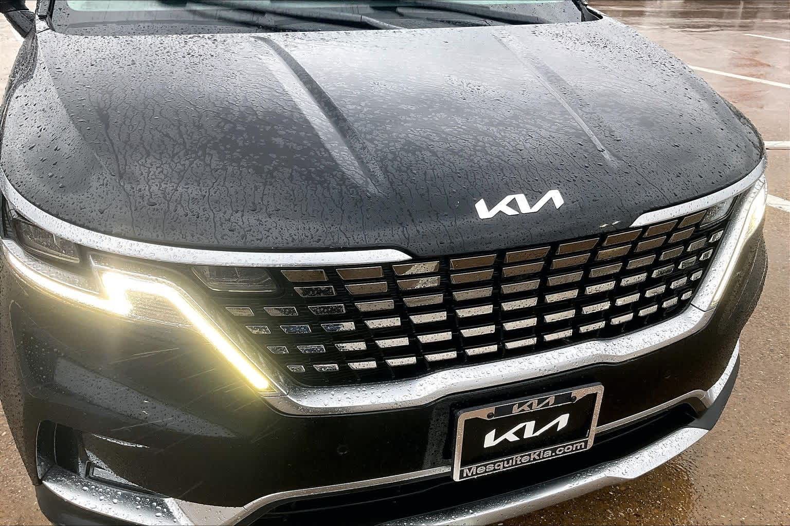 Thumbnail: 2022 Kia Carnival - 31