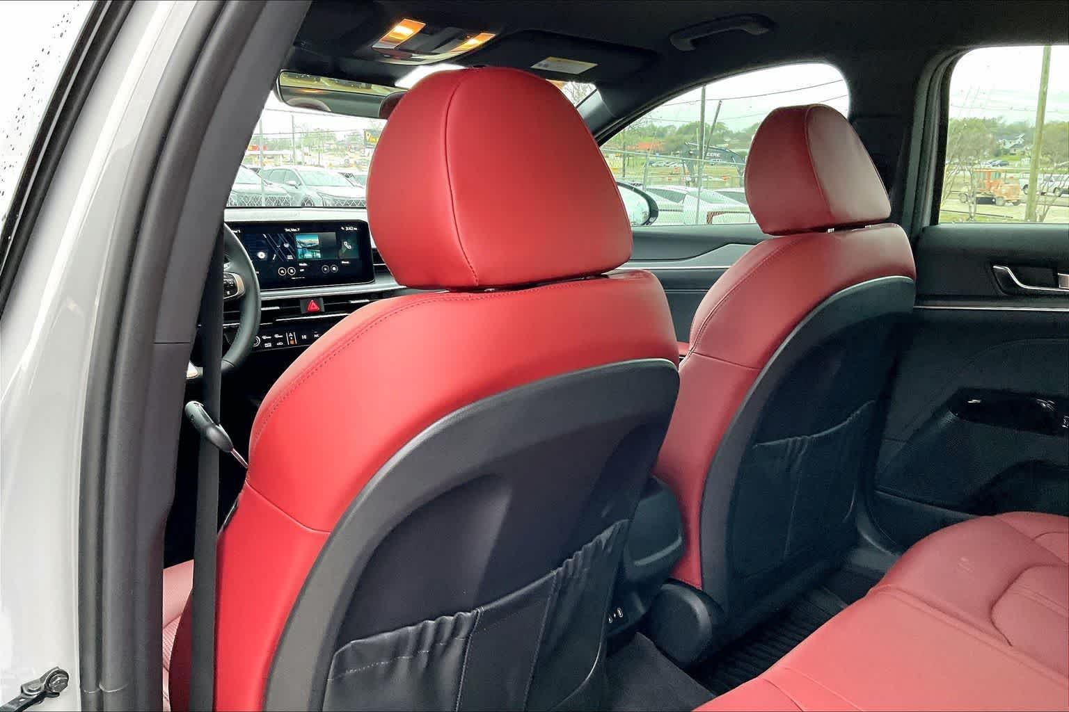 Thumbnail: 2026 Kia K5 - 12