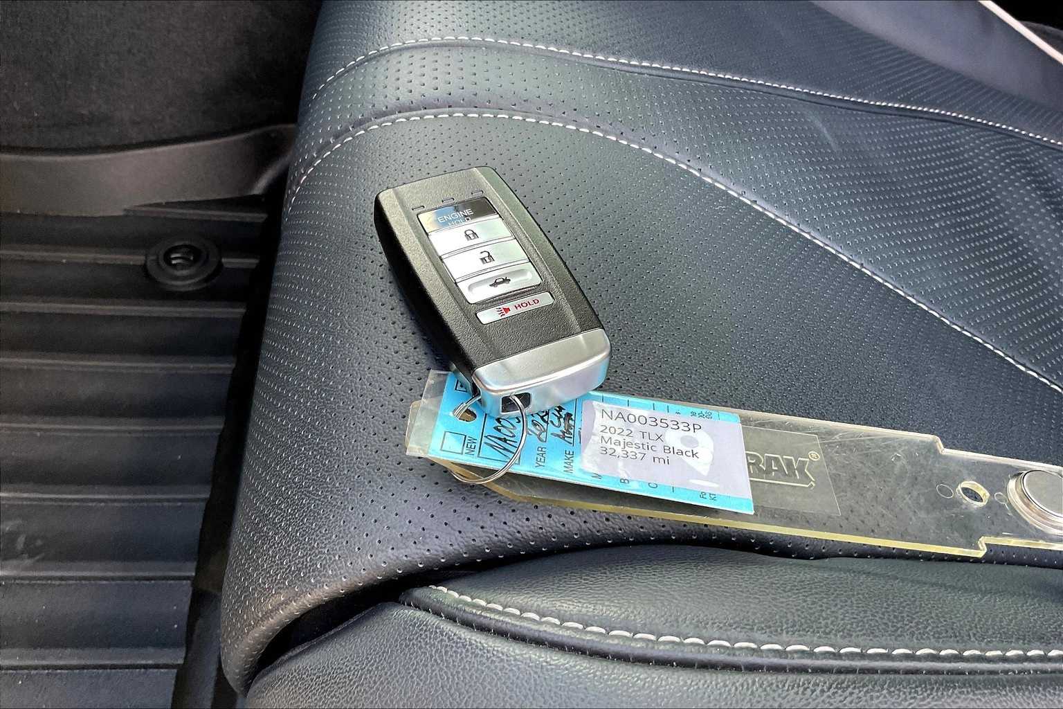 Thumbnail: 2022 Acura TLX - 19