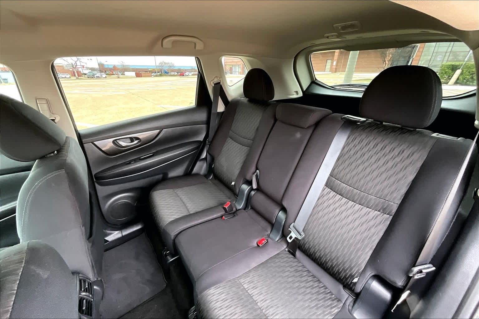 Thumbnail: 2019 Nissan Rogue - 29