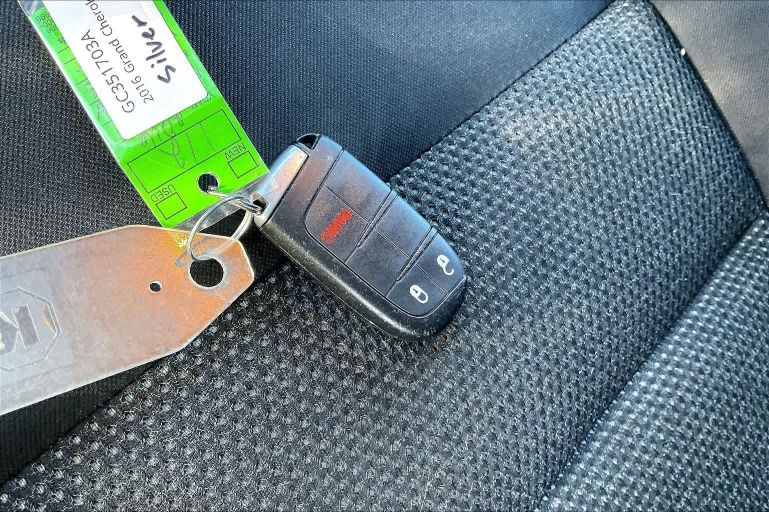 Thumbnail: 2016 Jeep Grand Cherokee - 19