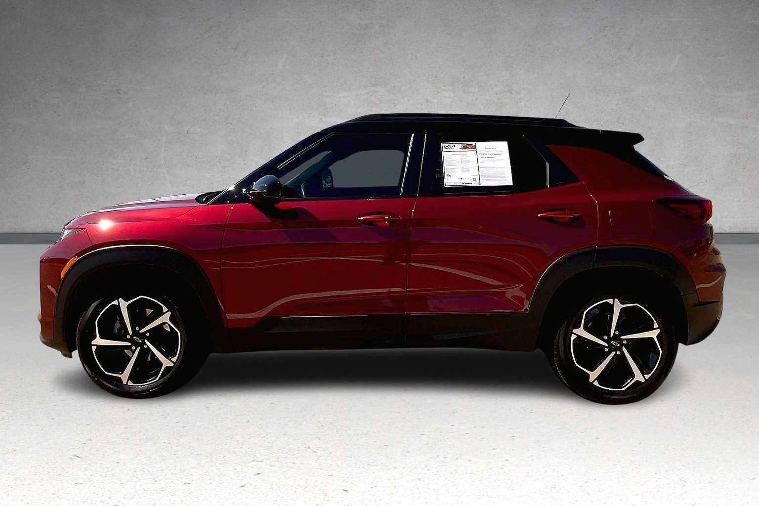 Thumbnail: 2023 Chevrolet TrailBlazer - 3