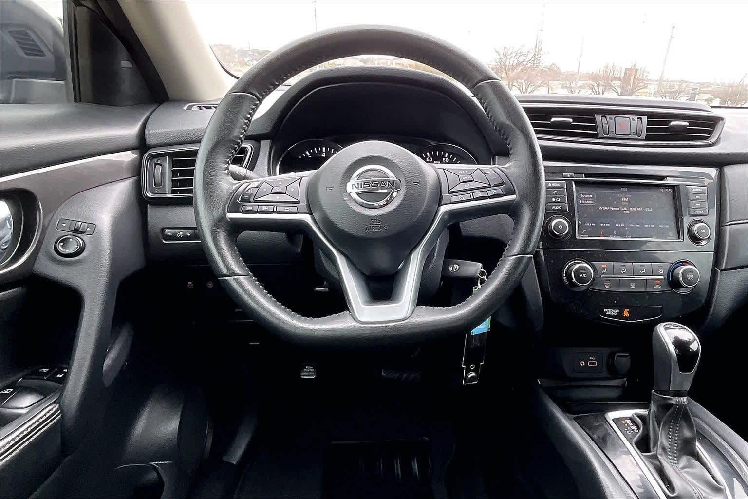 Thumbnail: 2019 Nissan Rogue - 14