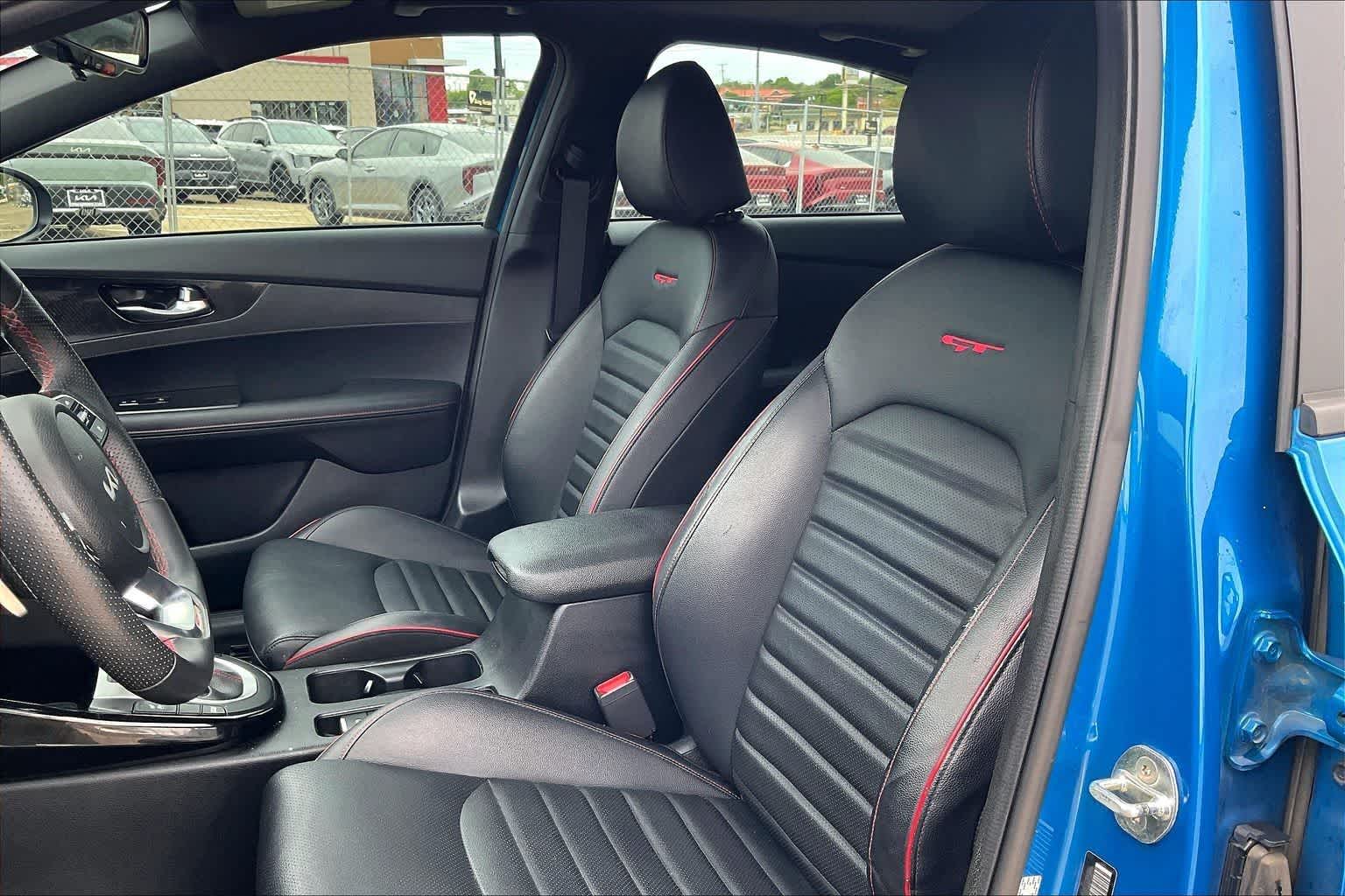 Thumbnail: 2023 Kia Forte - 11