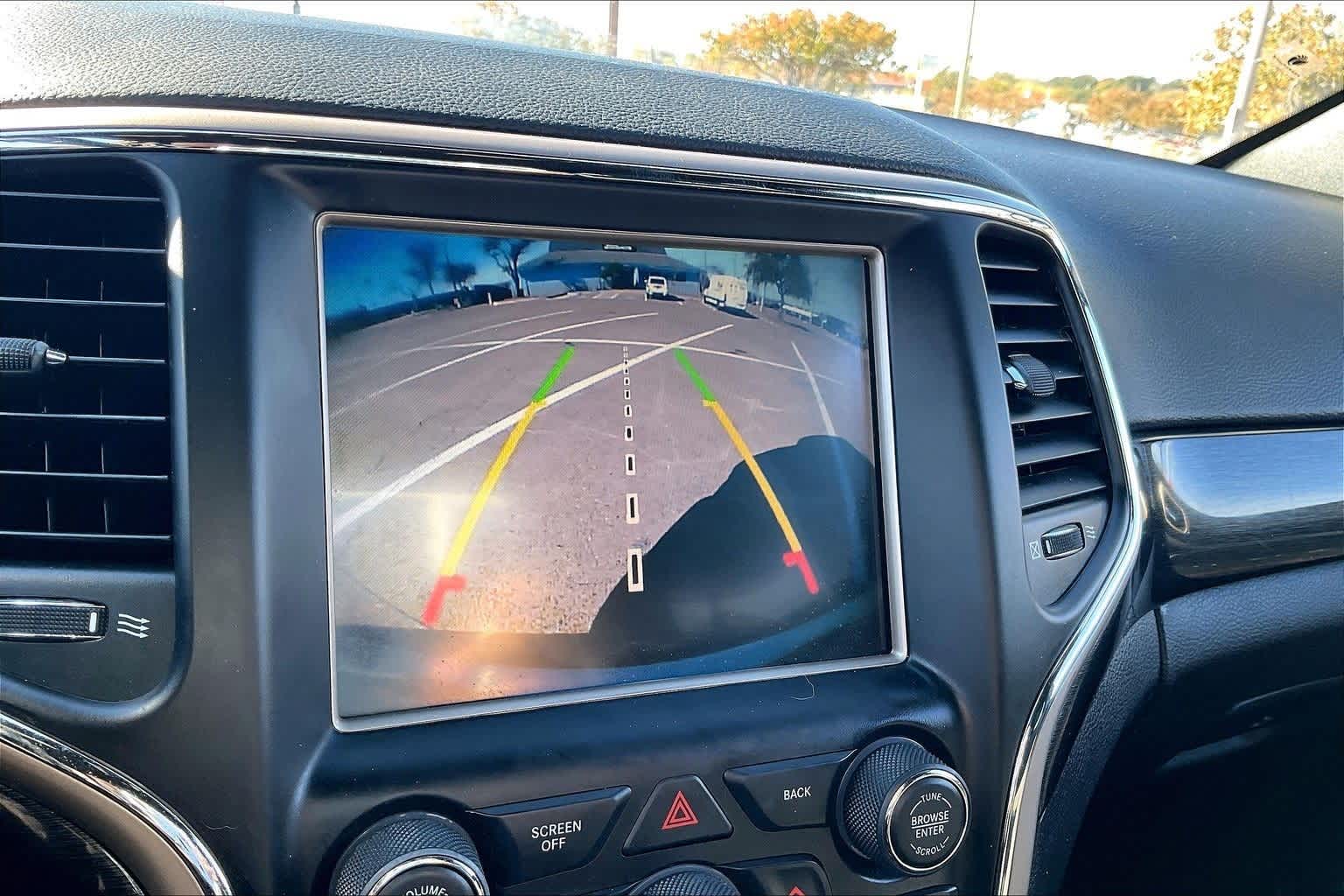 Thumbnail: 2016 Jeep Grand Cherokee - 26