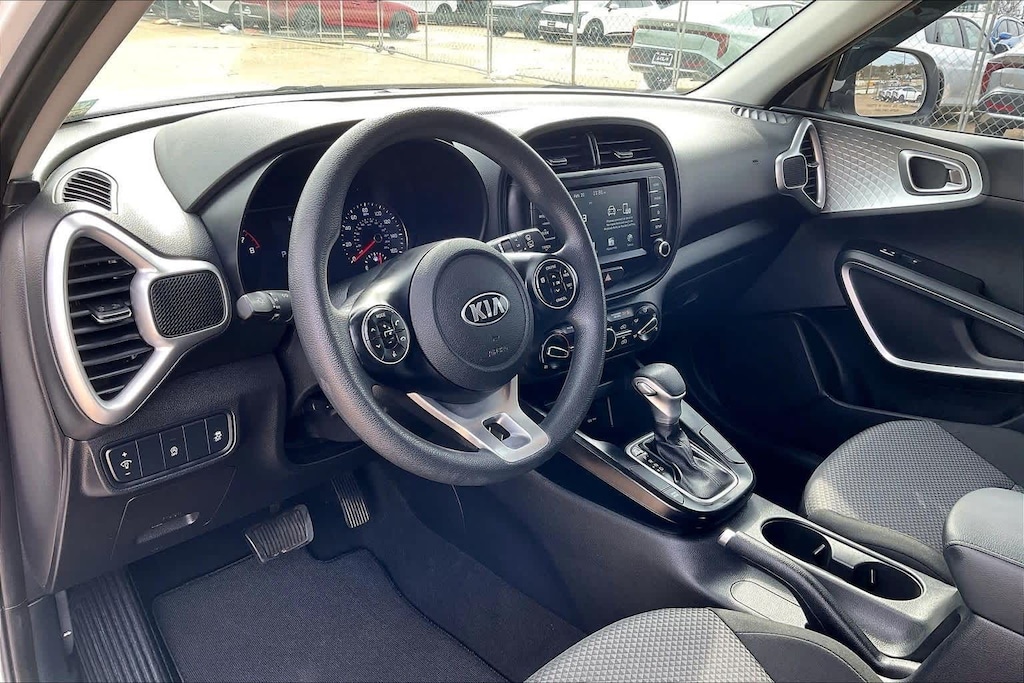 Used 2020 Kia Soul LX Hatchback