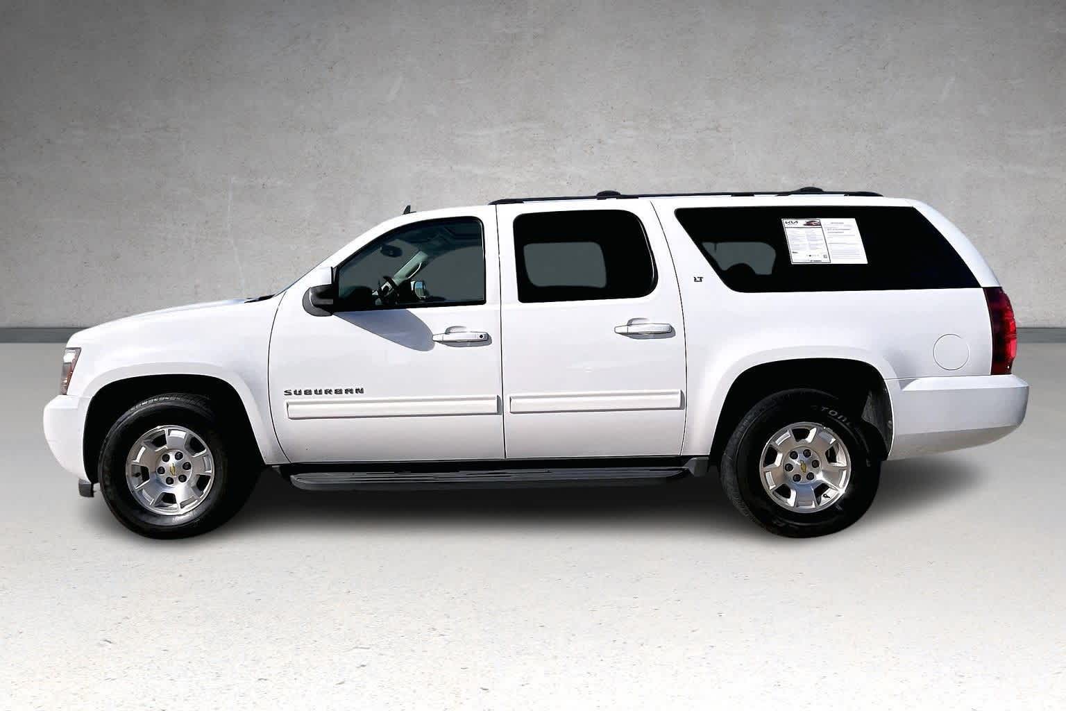 Thumbnail: 2013 Chevrolet Suburban - 3
