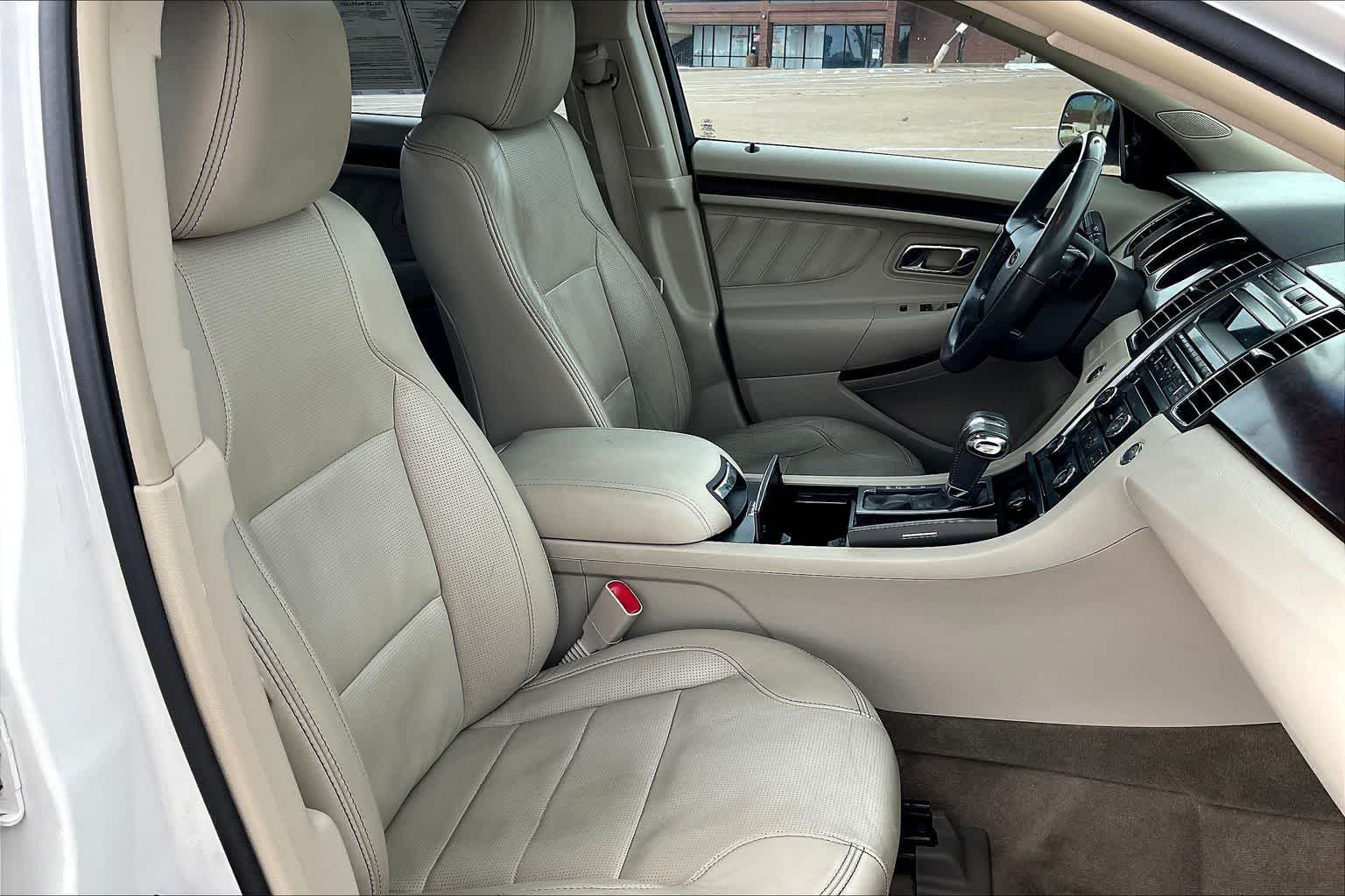 Thumbnail: 2012 Ford Taurus - 13