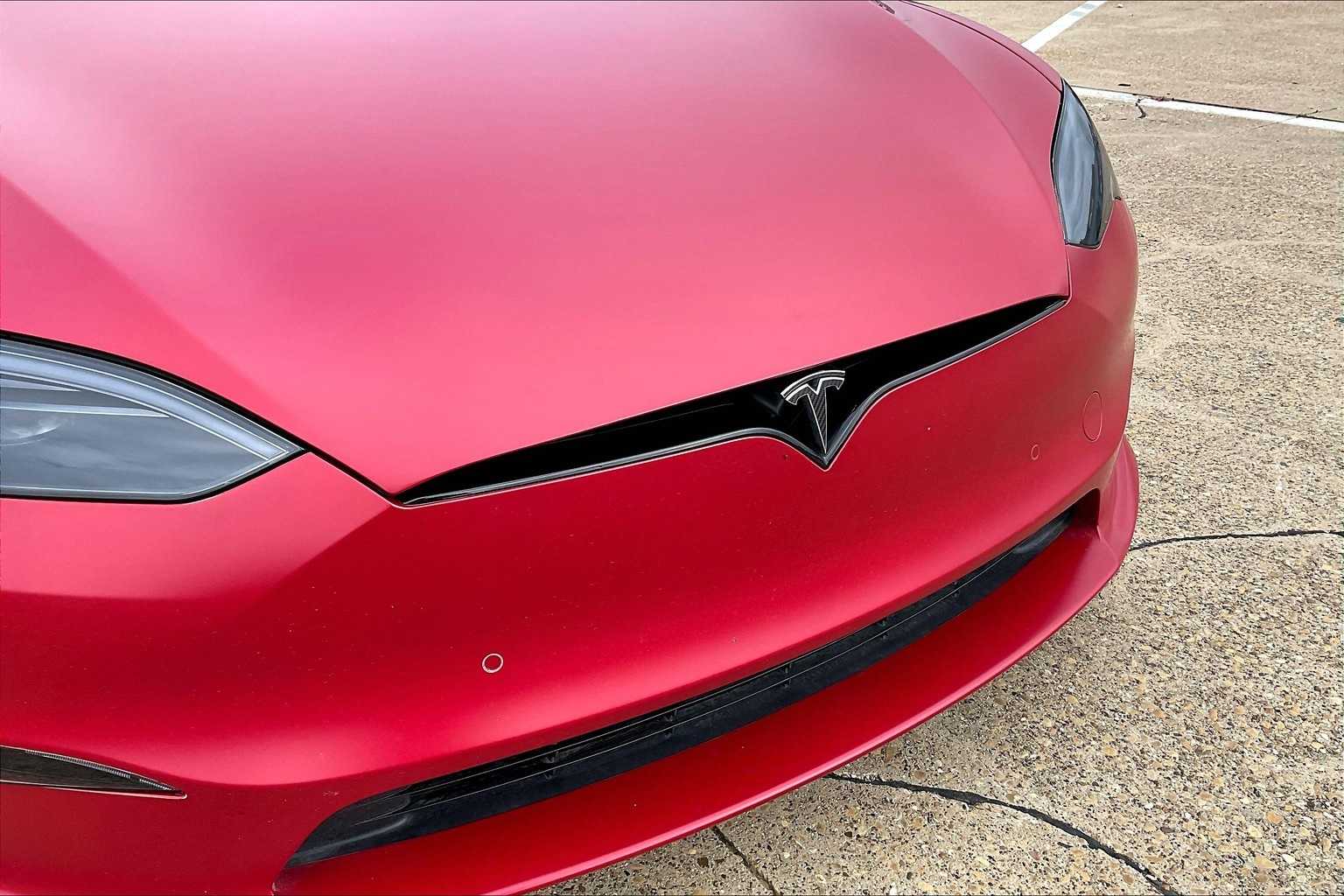 Thumbnail: 2023 Tesla Model S - 32