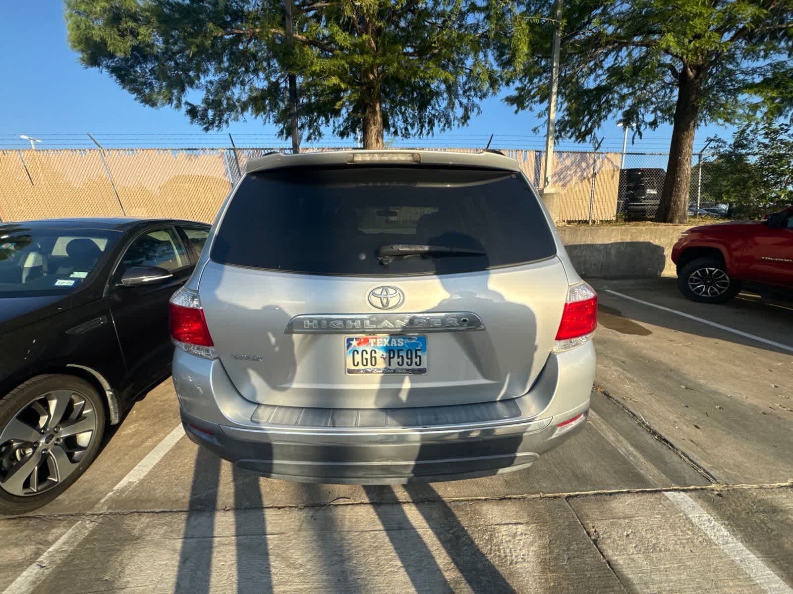 Thumbnail: 2011 Toyota Highlander - 5