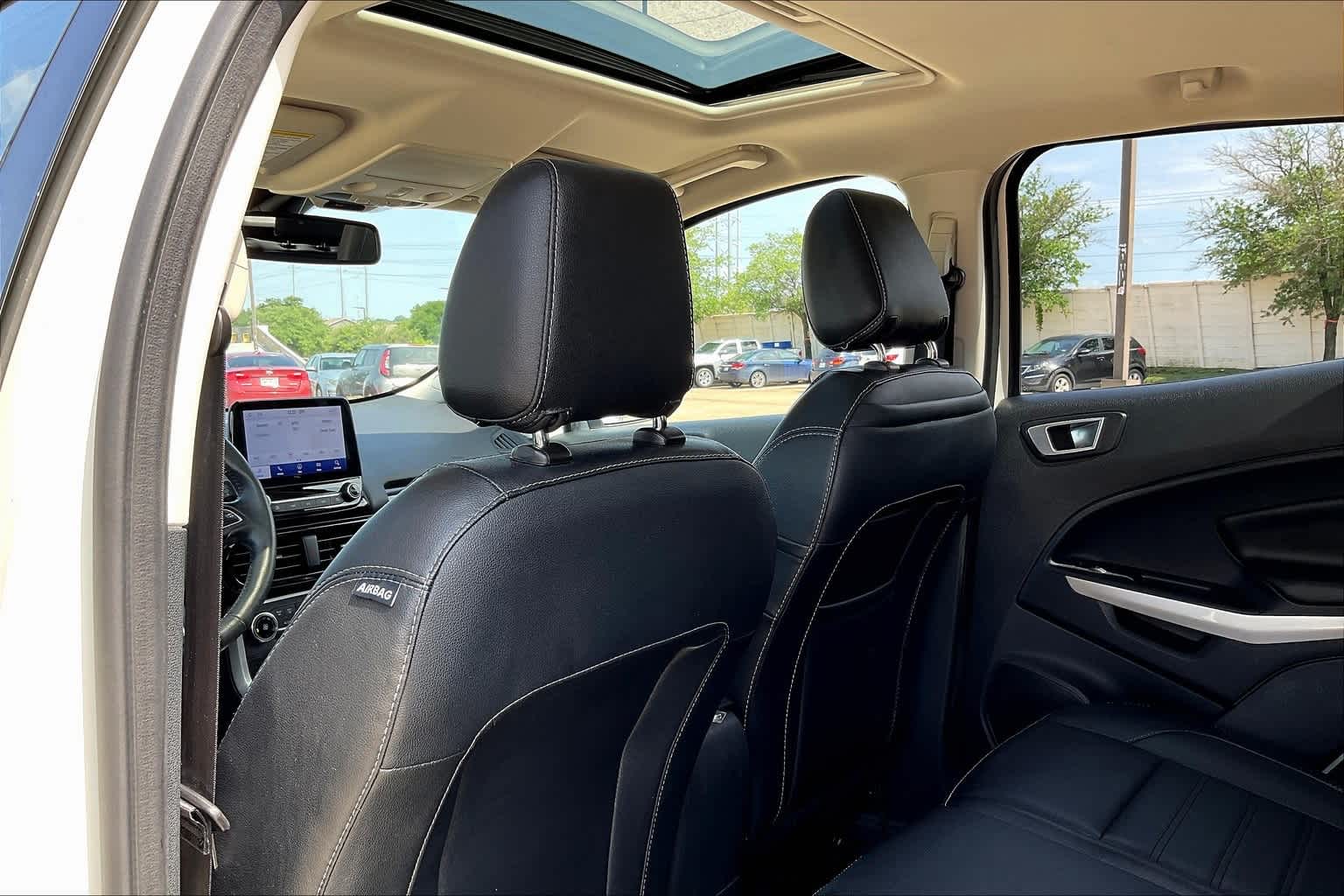 Thumbnail: 2021 Ford EcoSport - 12