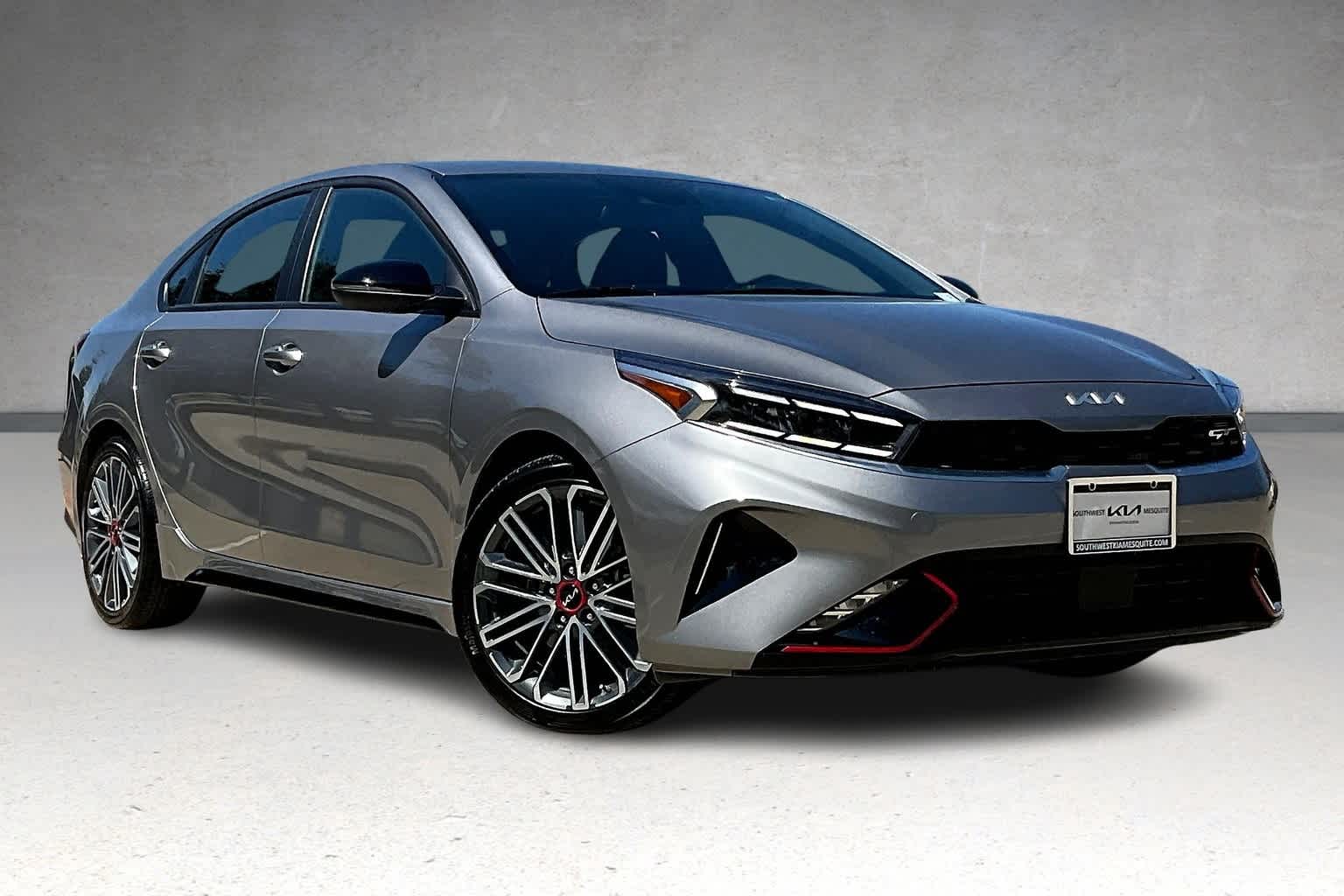 Thumbnail: 2023 Kia Forte - 21