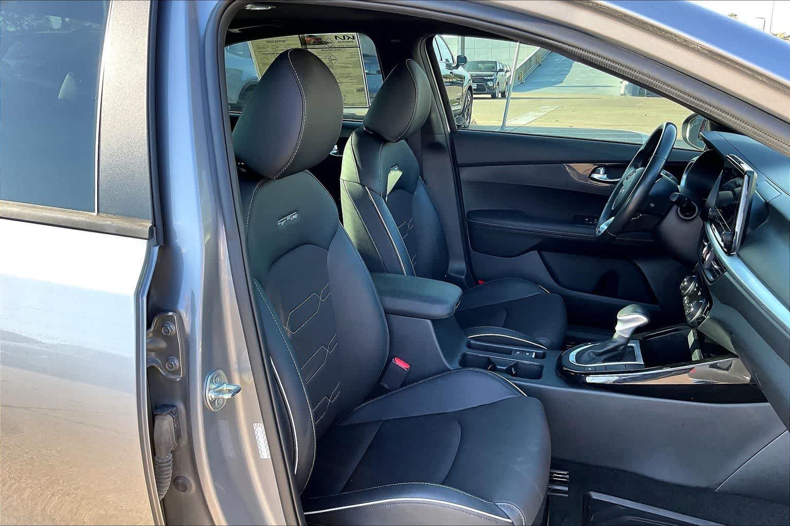 Thumbnail: 2024 Kia Forte - 13