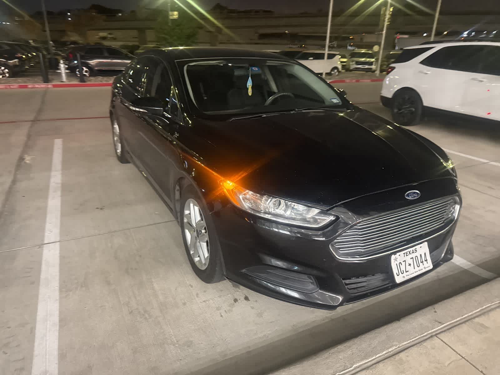 Thumbnail: 2015 Ford Fusion - 3