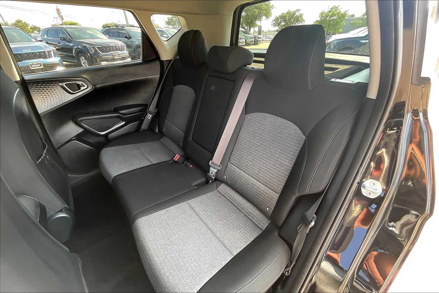 Thumbnail: 2021 Kia Soul - 29