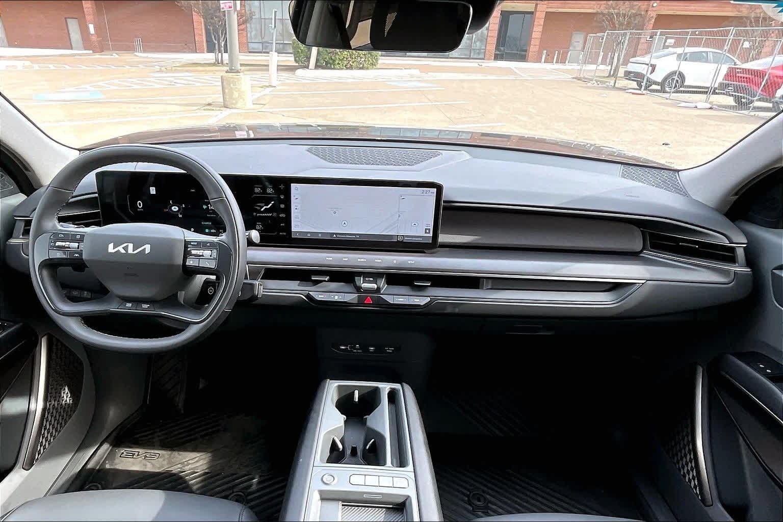 Thumbnail: 2026 Kia EV9 - 9