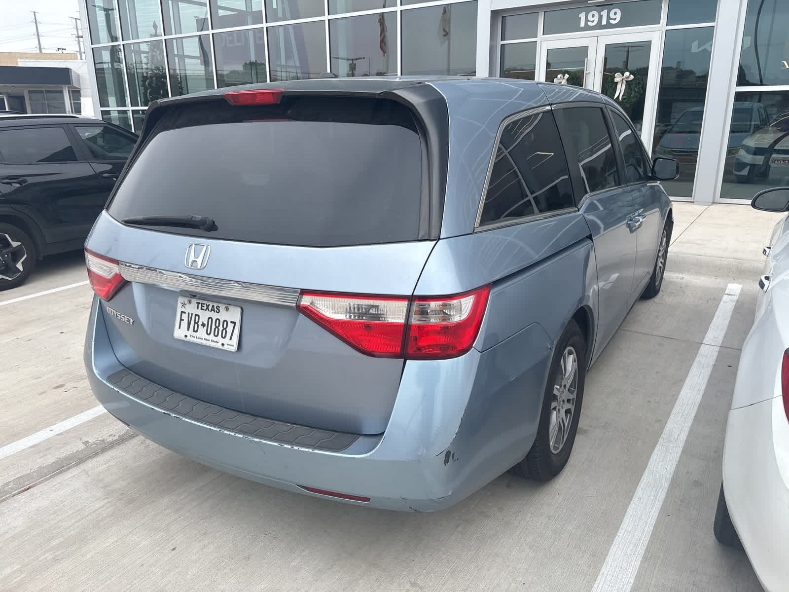 Thumbnail: 2012 Honda Odyssey - 3