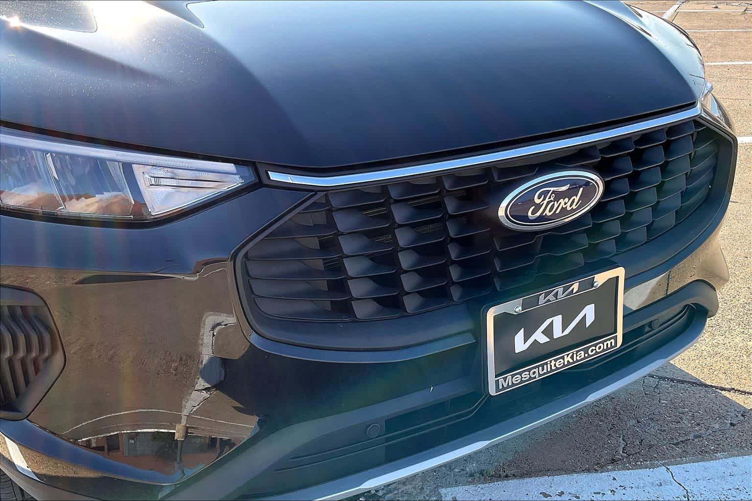 Thumbnail: 2024 Ford Escape - 32