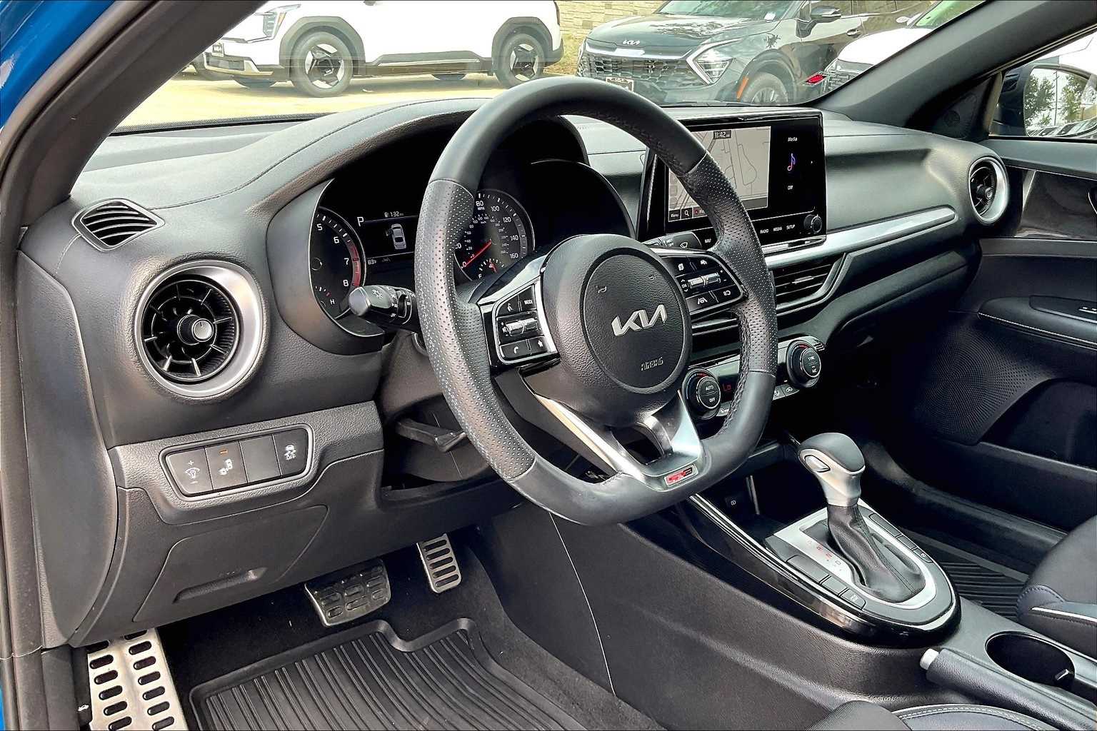 Thumbnail: 2023 Kia Forte - 2