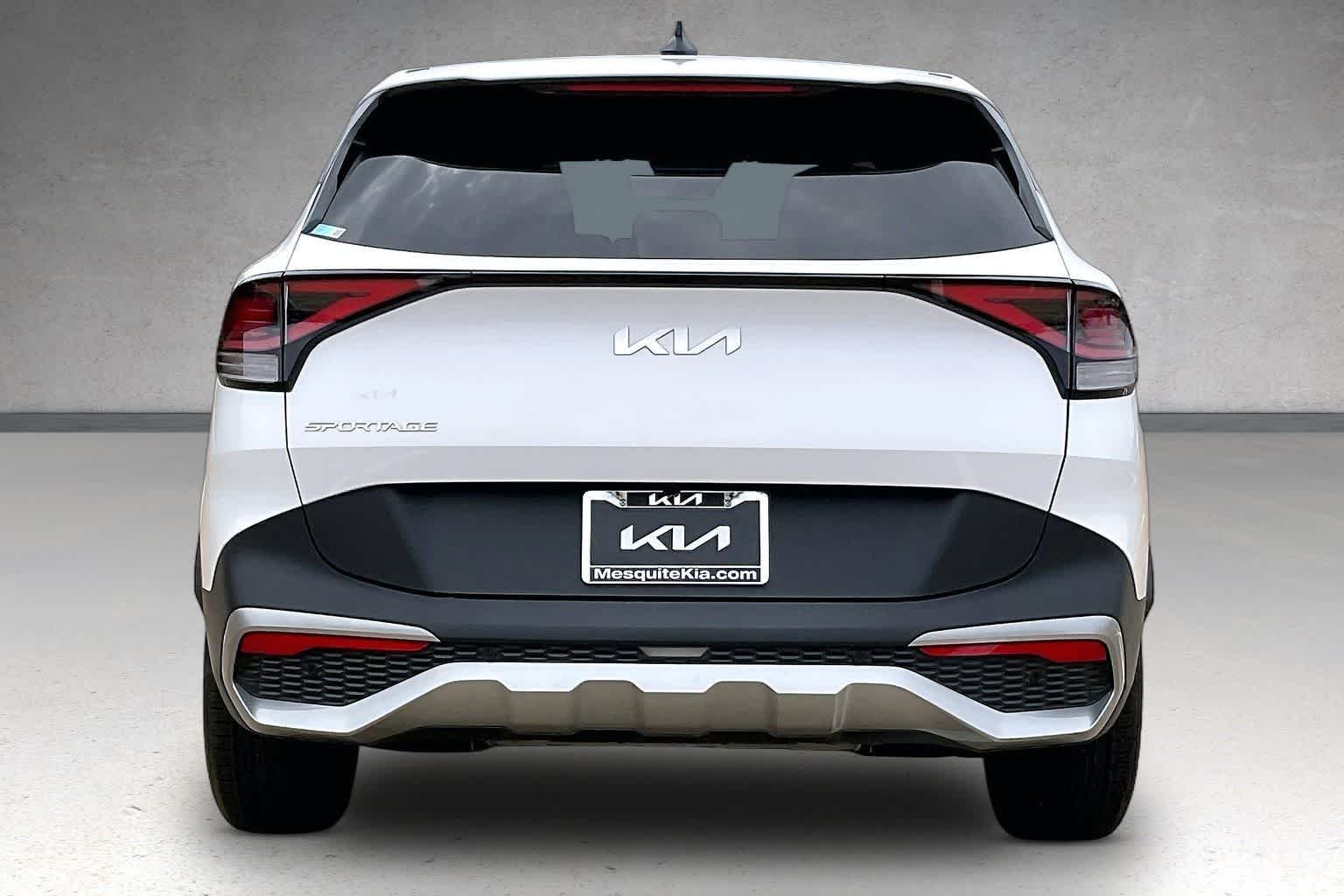 Thumbnail: 2023 Kia Sportage - 5