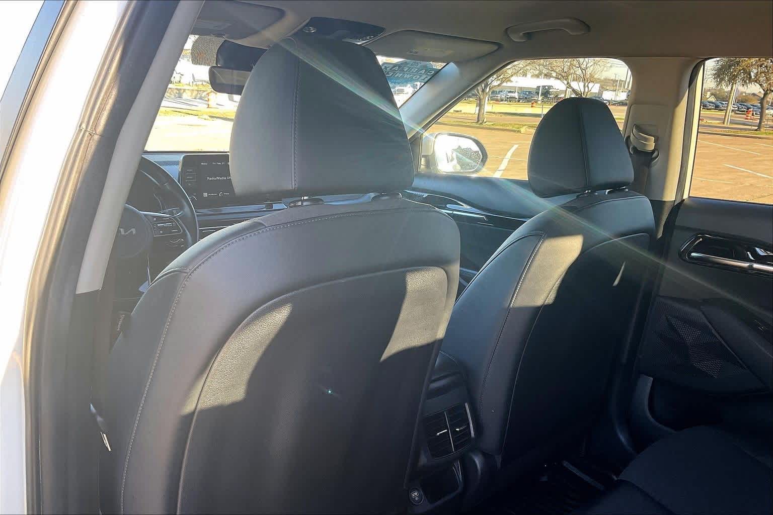 Thumbnail: 2023 Kia Seltos - 10