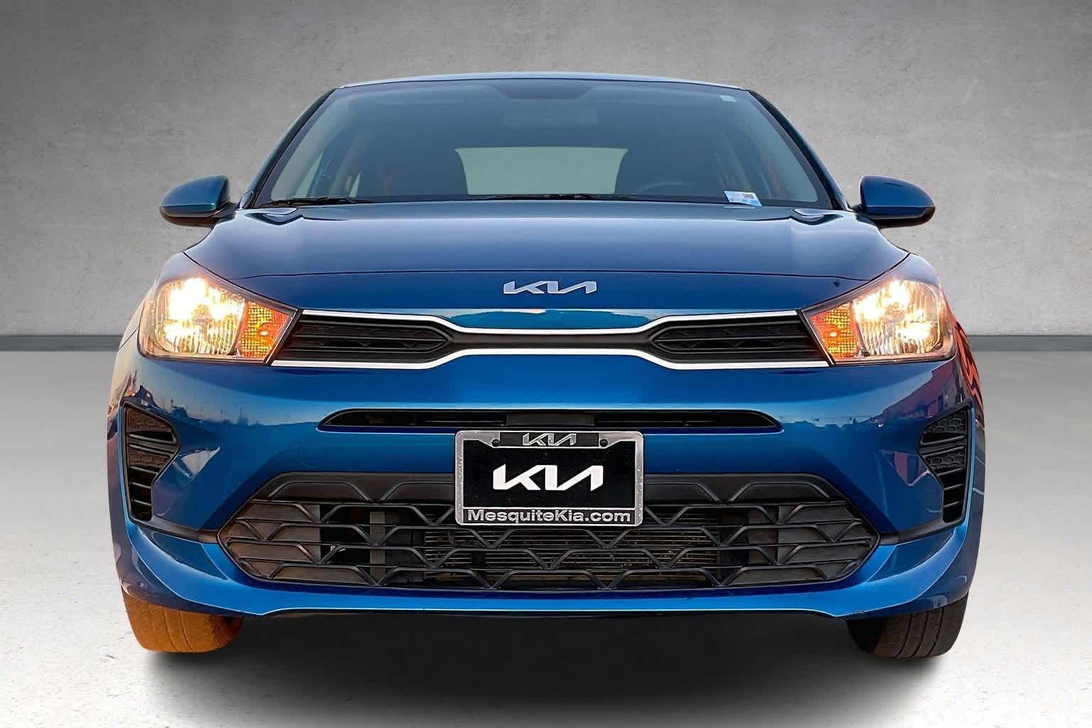 Thumbnail: 2022 Kia Rio - 6