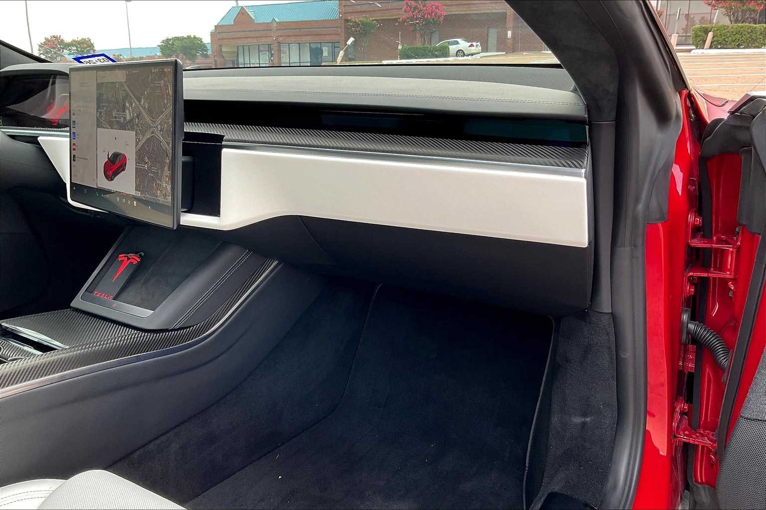 Thumbnail: 2023 Tesla Model S - 22