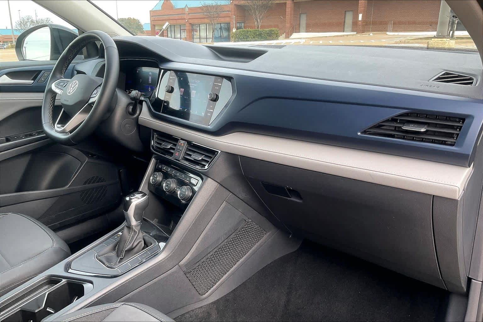 Thumbnail: 2024 Volkswagen Taos - 23