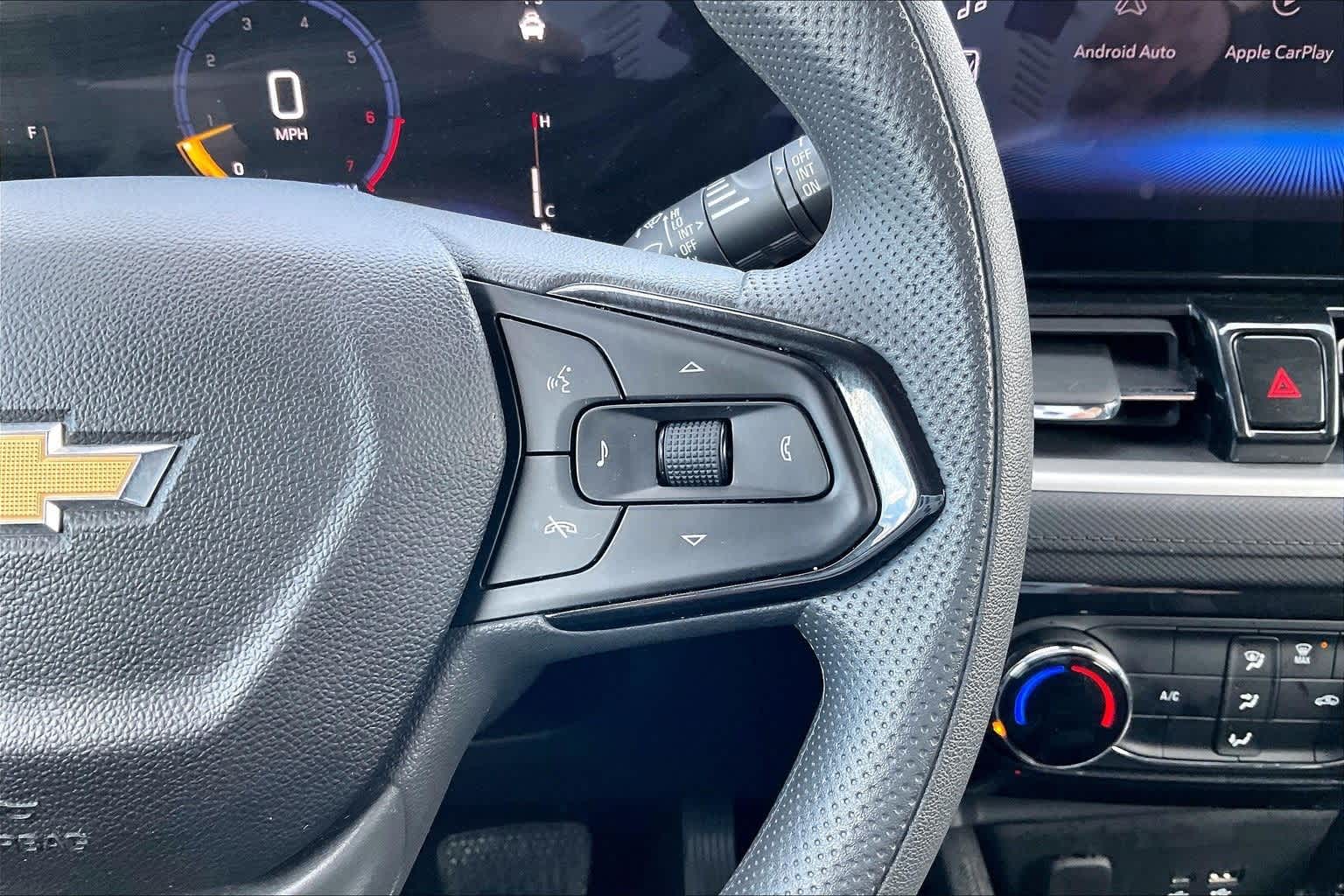 Thumbnail: 2025 Chevrolet TrailBlazer - 25