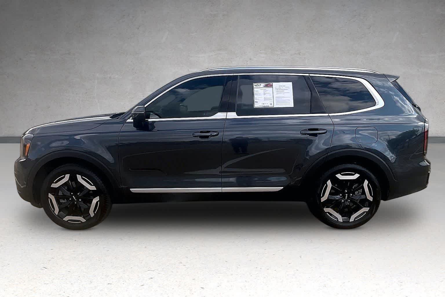 Thumbnail: 2024 Kia Telluride - 2