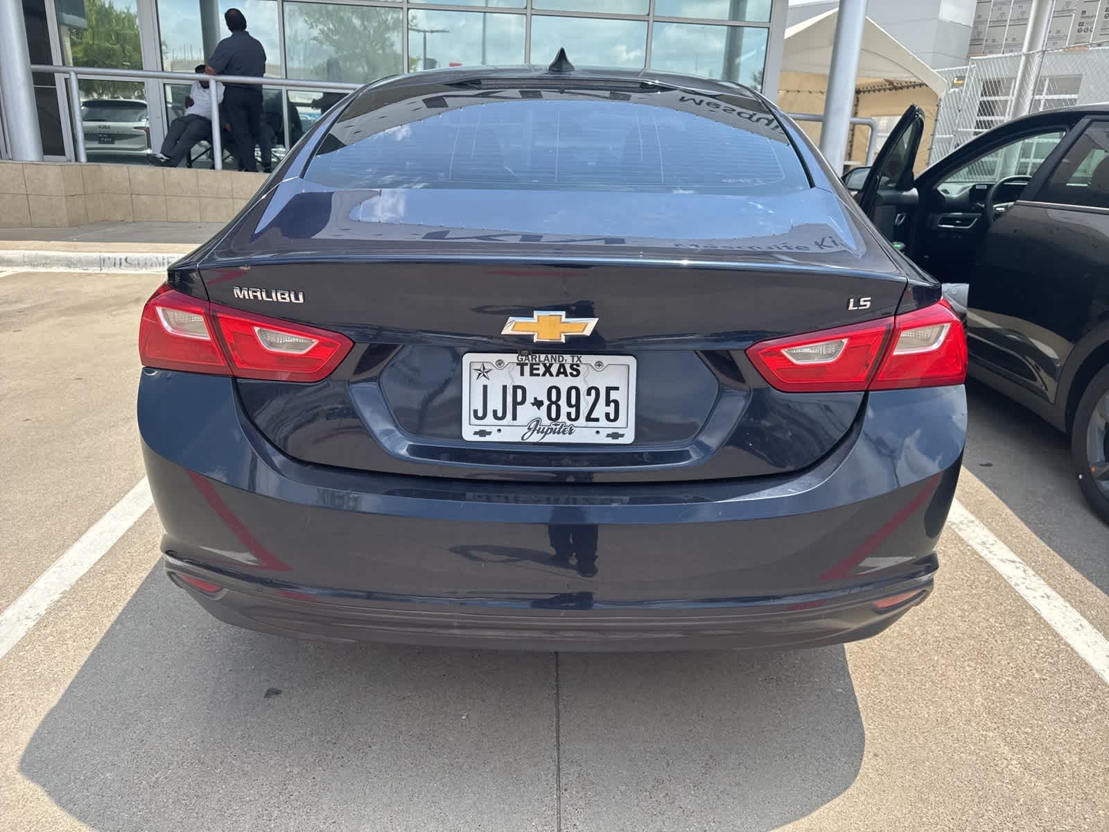 Thumbnail: 2016 Chevrolet Malibu - 5