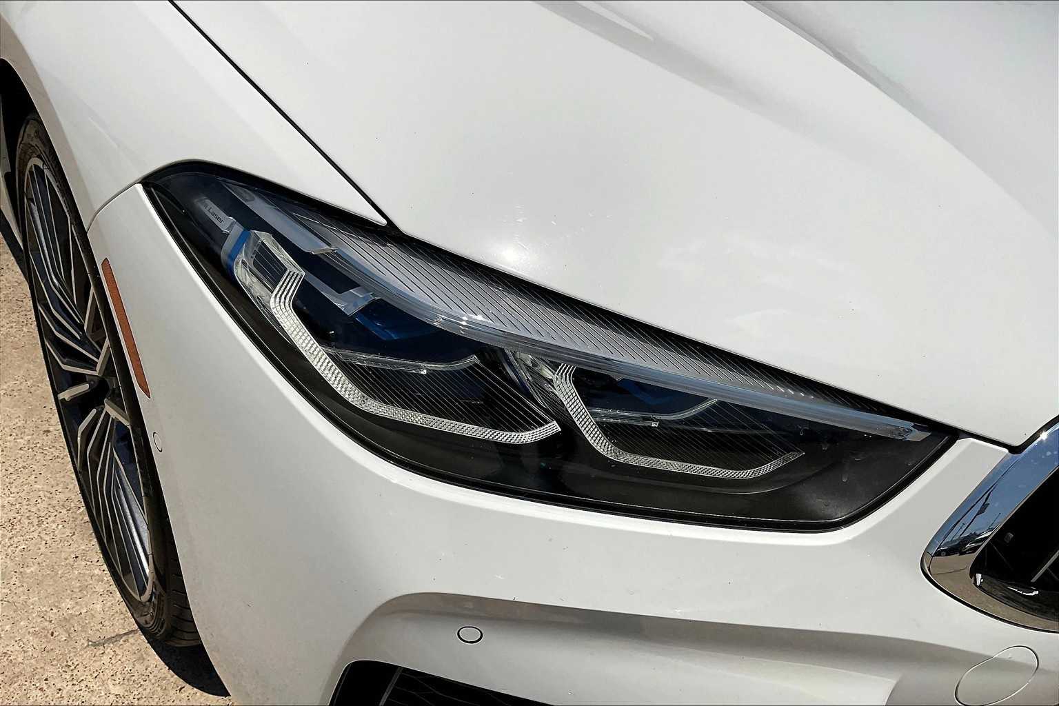 Thumbnail: 2022 BMW 8 Series - 28