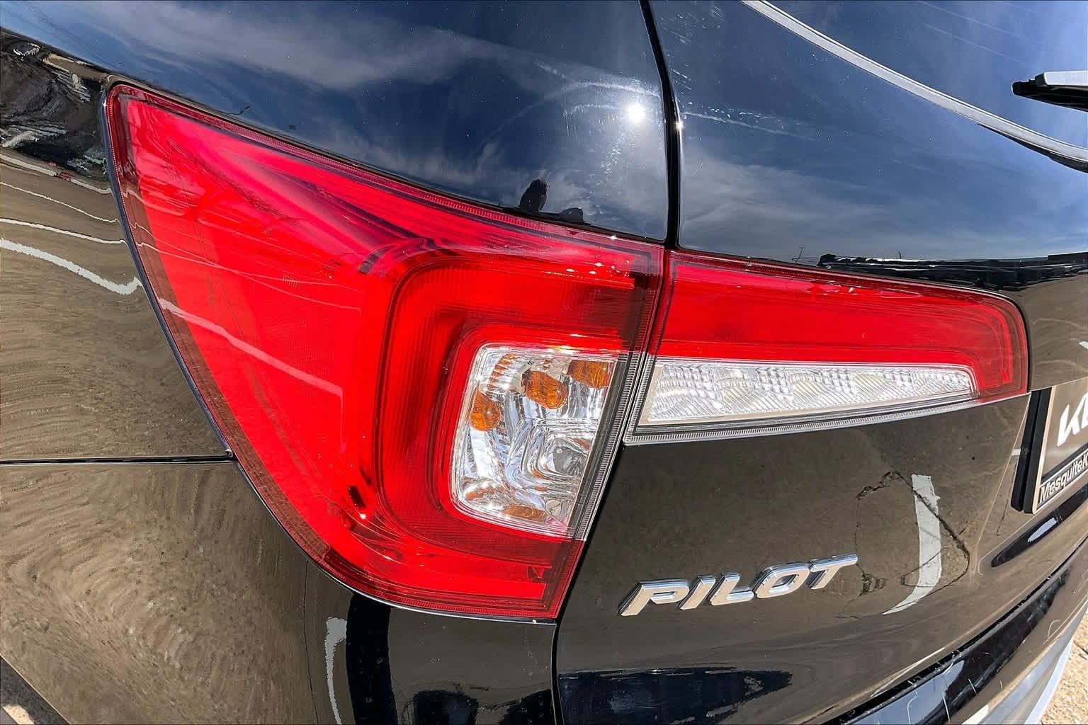 Thumbnail: 2020 Honda Pilot - 31