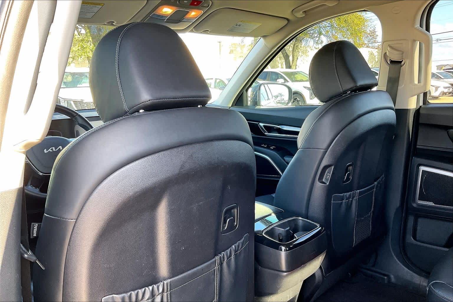 Thumbnail: 2023 Kia Telluride - 11