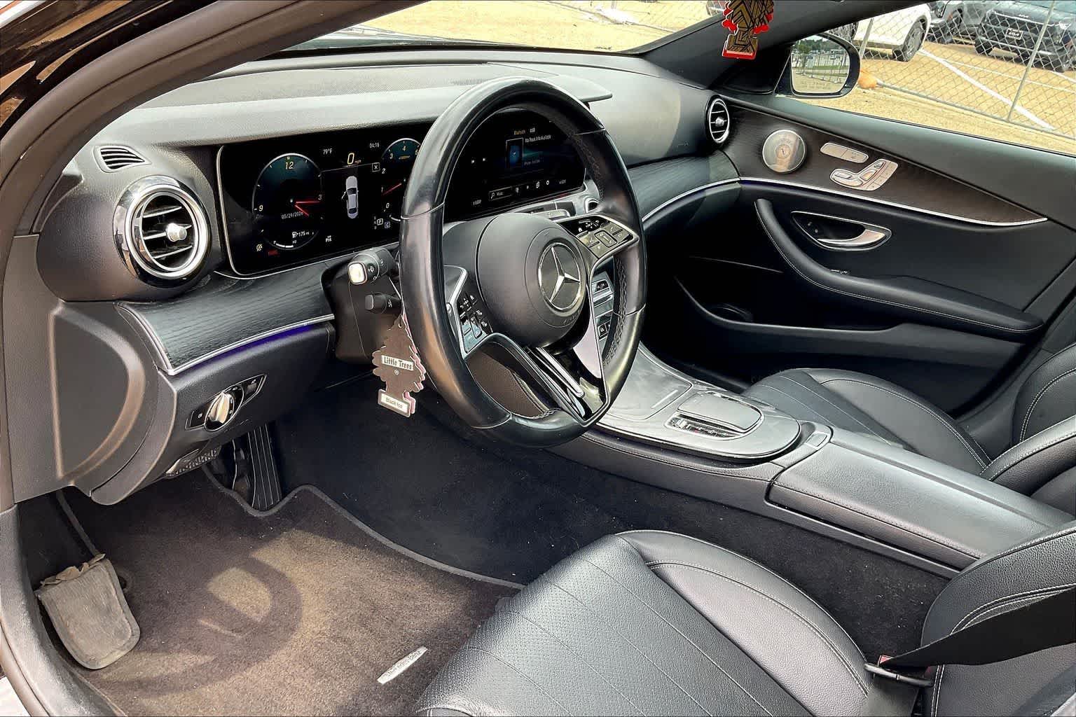 Thumbnail: 2022 Mercedes-Benz E-Class - 2