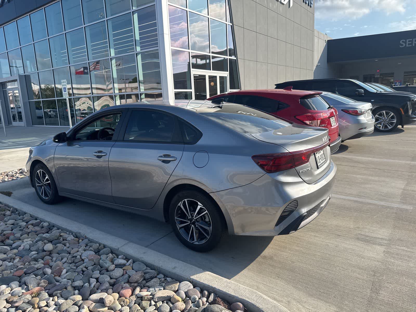 Thumbnail: 2024 Kia Forte - 6