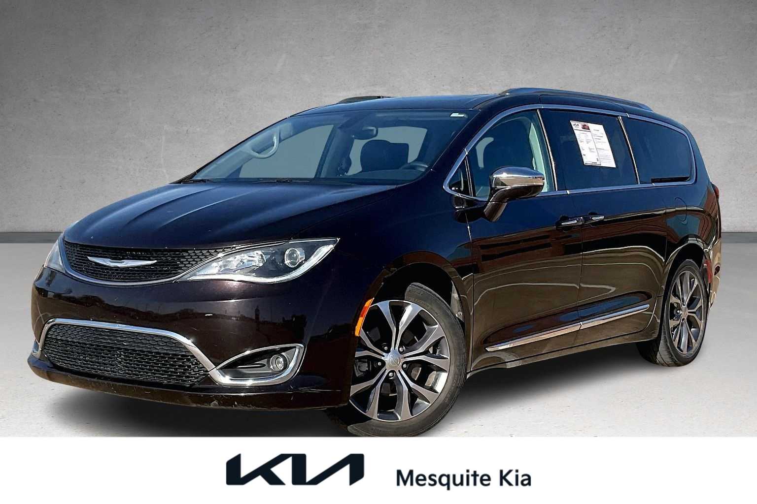 2017 Chrysler Pacifica Limited -
                  Mesquite, TX