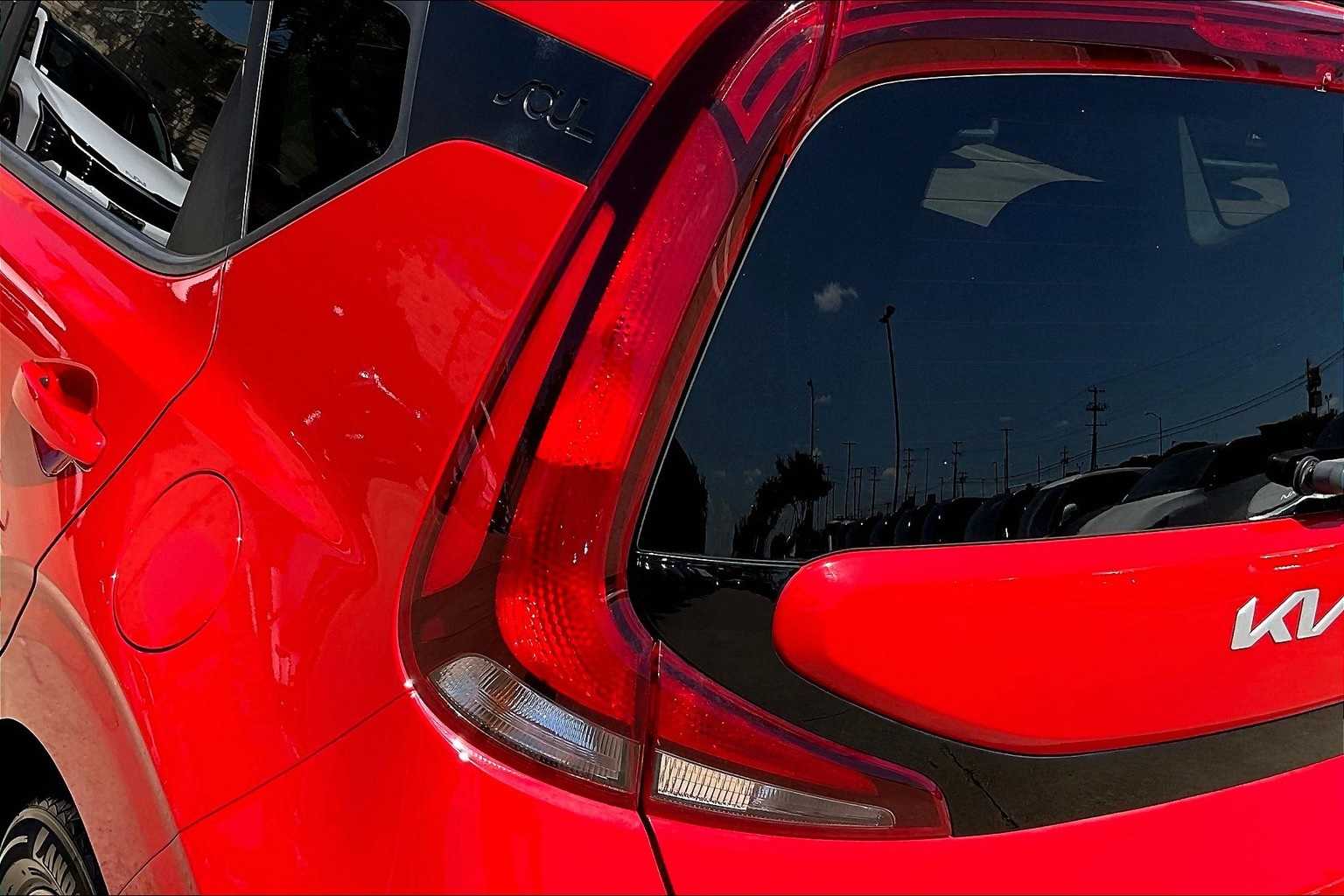 Thumbnail: 2022 Kia Soul - 30