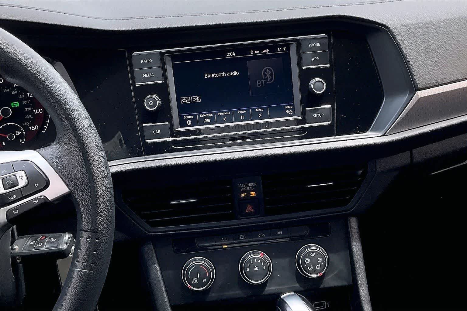 Thumbnail: 2019 Volkswagen Jetta - 14