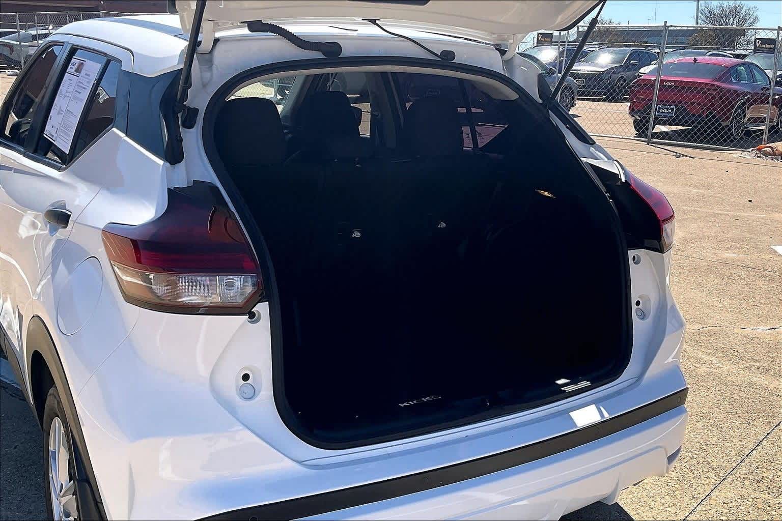 Thumbnail: 2024 Nissan Kicks - 17